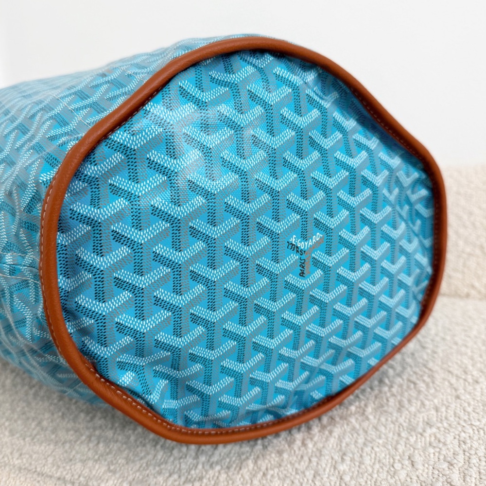 Goyard Belharra Shoulder Tote Bag in Reversible Turquoise & Tan - Picture 8 of 16